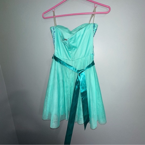 Y2K Teeze Me Dress Strapless Teal Sequined 2000s Lined Size 5 - Picture 4 of 7